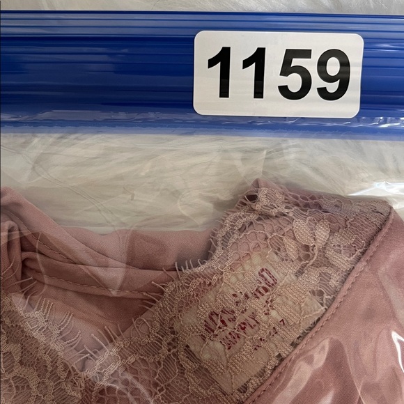 🪷 Vintage Mossimo Satin/Silky Camisole Tank Top - Picture 12 of 12